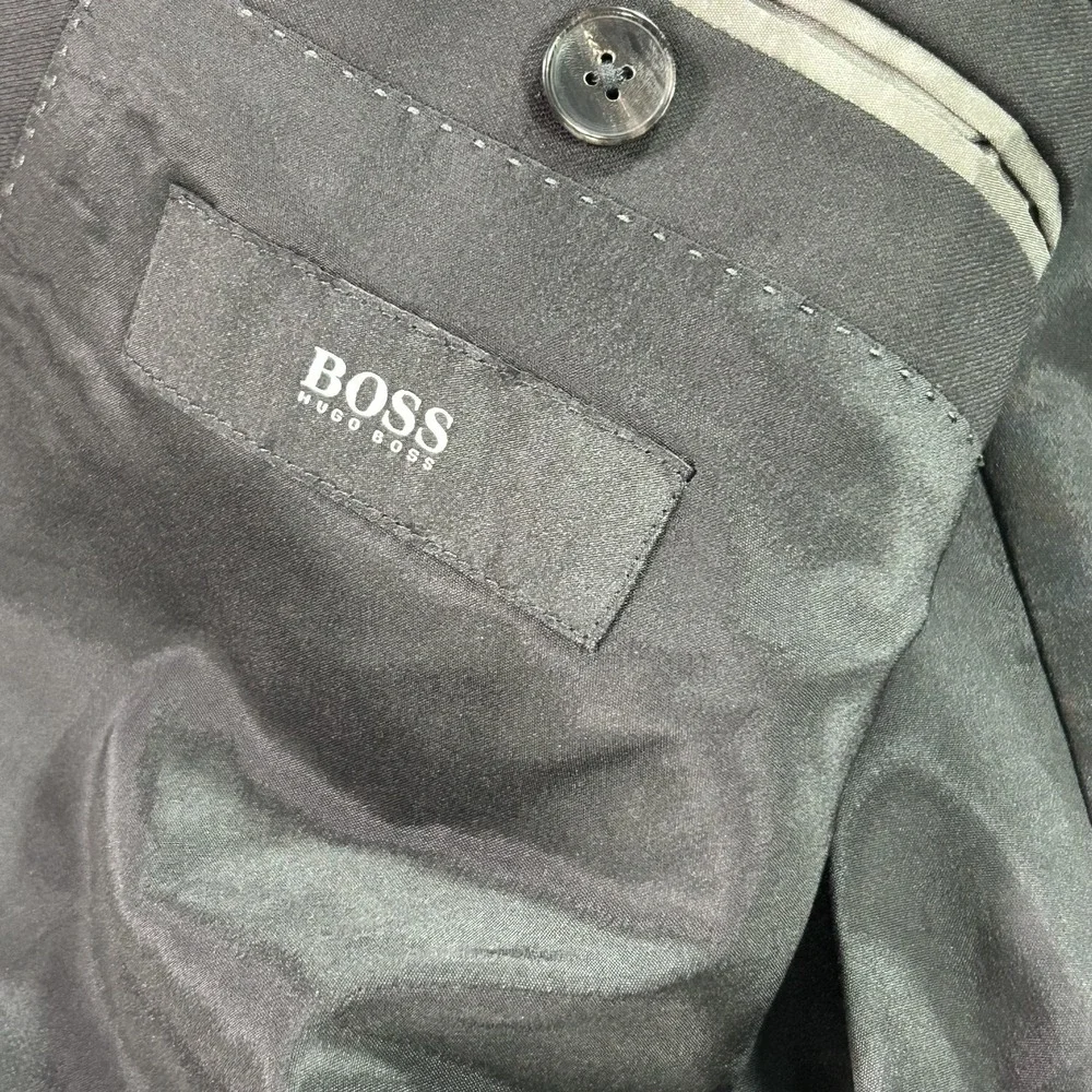 Hugo Boss Suit Jacket Mens 44R Black Wool Trabaldo Togna Super 120 2 Button